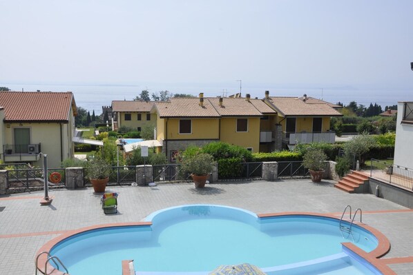 Holiday Home Swimming Pool