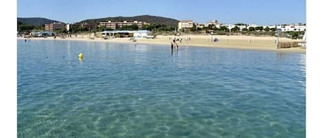 vue plage avec résidence Les Ondines