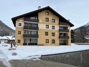 Picture 4