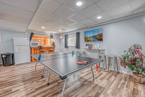 Spielezimmer