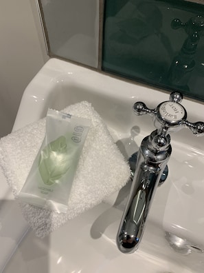 Équipements de salle de bain