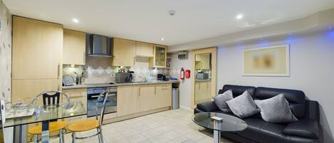 Open Plan Living Sandpiper Suite