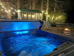 Bain à remous extérieur