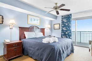 Main Bedroom, Beautifully Decorated with Views of the Ocean