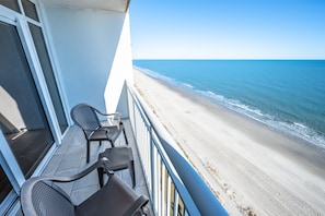 Direct Oceanfront, Large Balcony