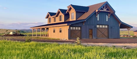 Beautiful barn apartment