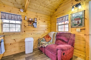 Living Room | Stereo