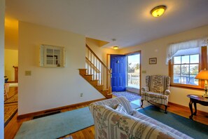 Entry way into sitting room- 48 Hammond Road East Sandwich