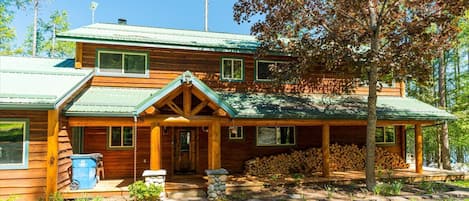 The Cabin at Blanchard Lake (6845)