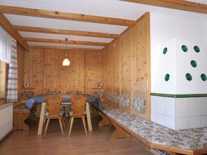 Holz, Tabelle, Flooring, Fussboden, Wohnzimmer, Holzbeize, Gebäude, Hartholz, Grundeigentum, Stuhl