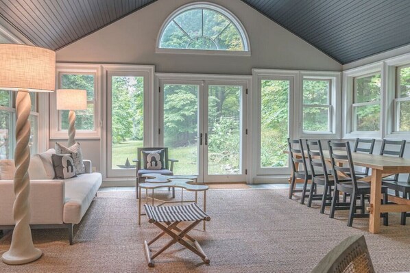 Great room encompasses dining and sitting areas