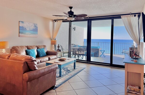Spectacular View, Covered Balcony