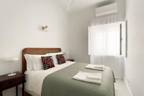 Bedroom (2)