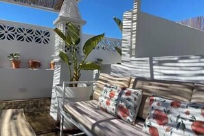 Terrace (3)