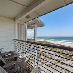 22-Walton-Dunes-13-Master-Balcony