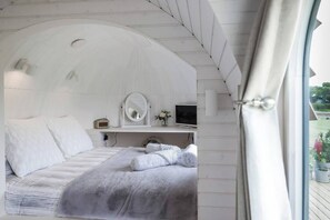 kingsize bed (1)