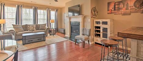 Kennesaw Vacation Rental | 3BR | 3.5BA | Stairs Required | 2,142 Sq Ft