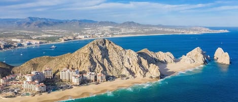 Land’s End Resort and Arch View 