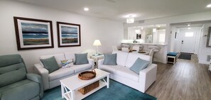 Buttonwood Cove 104B living area
