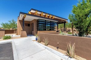 Raptor Retreat Guard House