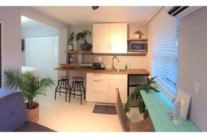 Lovely and comfy studio in the heart of Miami.