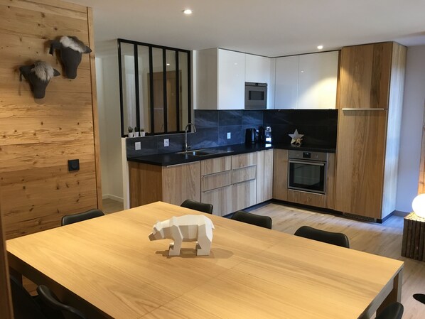Private kitchen