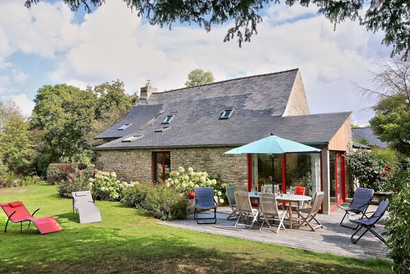 Extérieur maison de vacances [été]