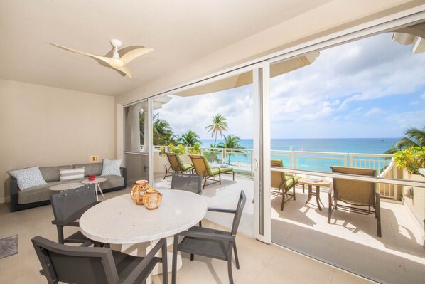 Screened porch.
