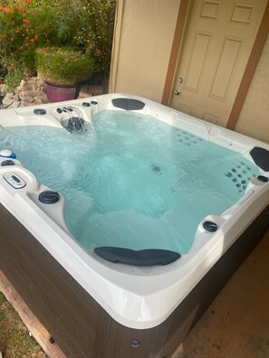Brand new hot tub!