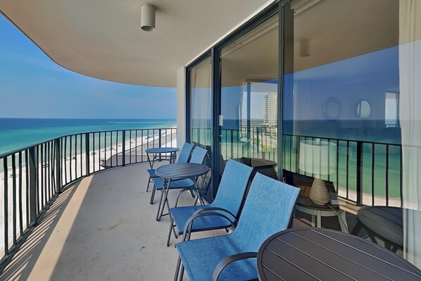 Welcome to Edgewater Tower II #912