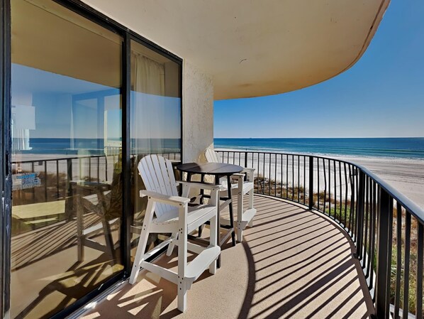 Welcome to Edgewater Tower III #114