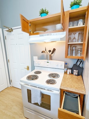 Full kitchen includes stove and all basic cooking supplies