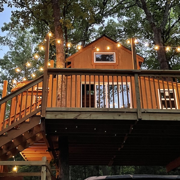 Eagle Crest Treehouse