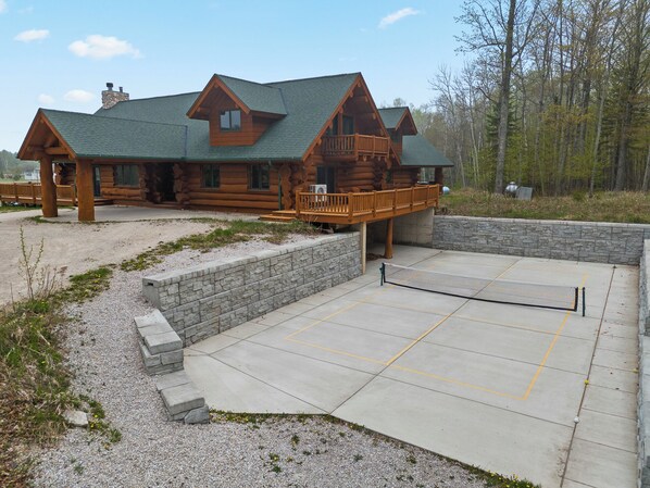 Full size pickleball court at this premier home!!