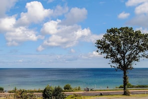 Blick aufs Wasser