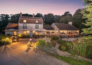 Bath Mill Lodge Retreat, Newton Saint Loe, Nr Bath