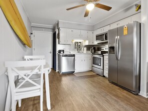 Kitchen/Dining Area