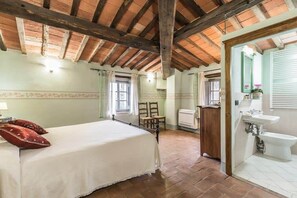 Double bedroom with ensuite