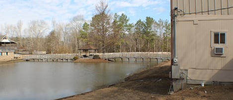 LAKE OUTSIDE APARTMENT