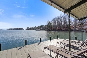 Private Boat Dock w/ Sun Deck