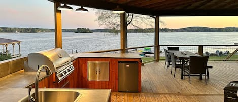 Gorgeous outdoor kitchen at the Eagles Nest on Lay Lake