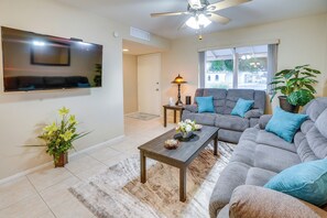 Living Room | Main Level | Smart TV w/ Cable | Free WiFi