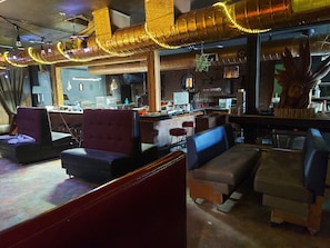 Bar (en la propiedad)