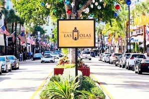 Probably the most popular street in Fort Lauderdale, Las Olas Blvd 1 mile away.