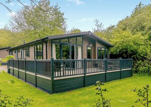 Netherfield Lodge - Bath Mill Lodge Retreat, Newton Saint Loe, Nr Bath