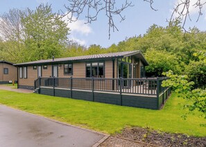 Netherfield Lodge - Bath Mill Lodge Retreat, Newton Saint Loe, Nr Bath