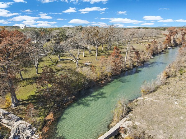 Located along the fabulous Blanco River