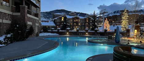 Grand Summit resort pool and hot tubs (3)