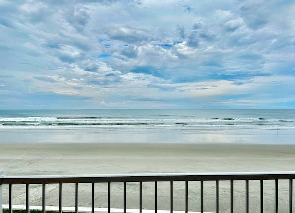 Our unit is directly facing the ocean! View standing on the balcony.
