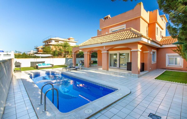 pool